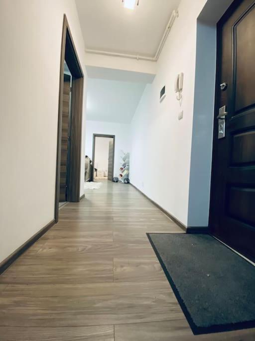Apartament 2 Camere Modern Si Confortabil Giroc Exterior foto